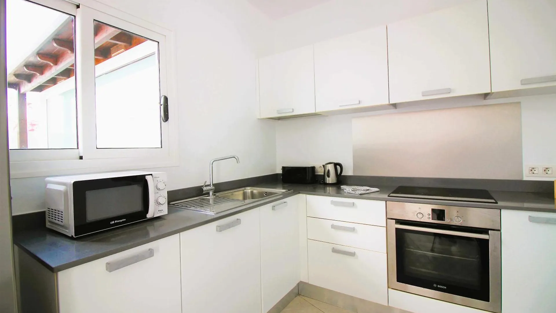 펜션 티아즈 Casa Tabaiba Con Jardin Y Barbacoa 빌라